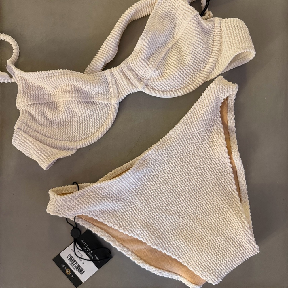 NWT Skatie Bikini